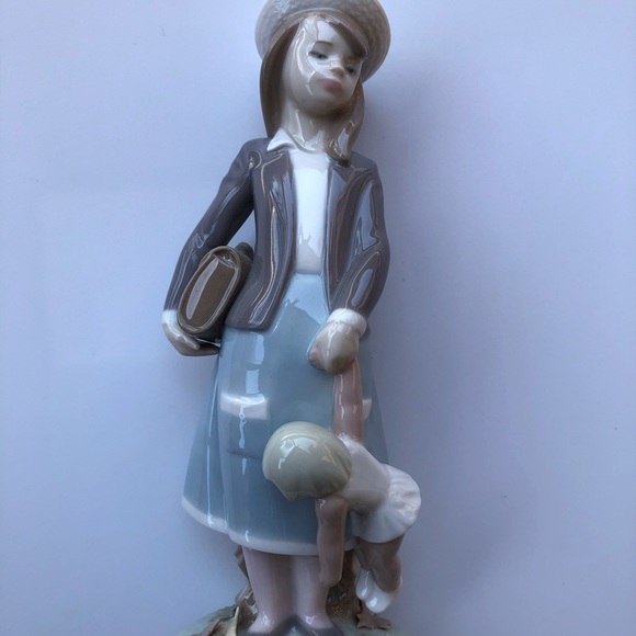 Vintage Lladro #5218 AUTUMN - Picture 2 of 6